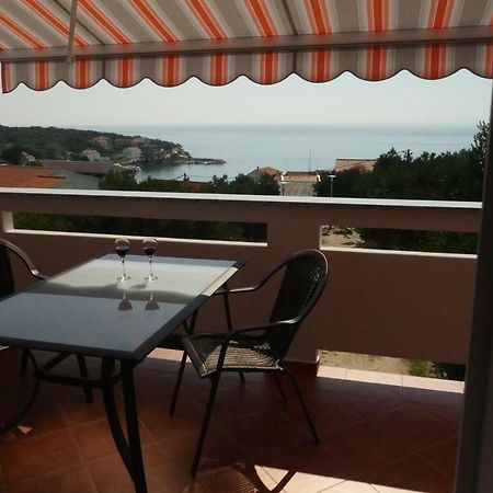 Apartmani Vesna ルン エクステリア 写真